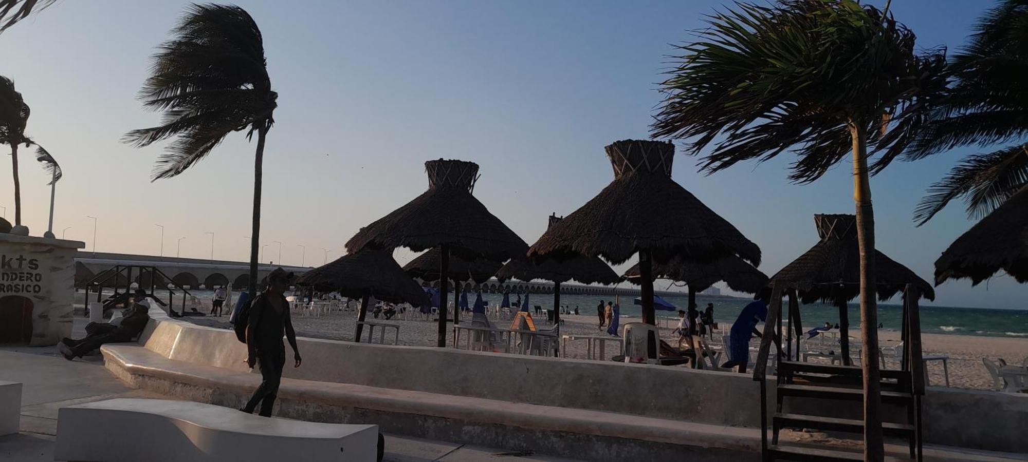 Malecon Beach House In Progreso 1 Block From Beach מראה חיצוני תמונה