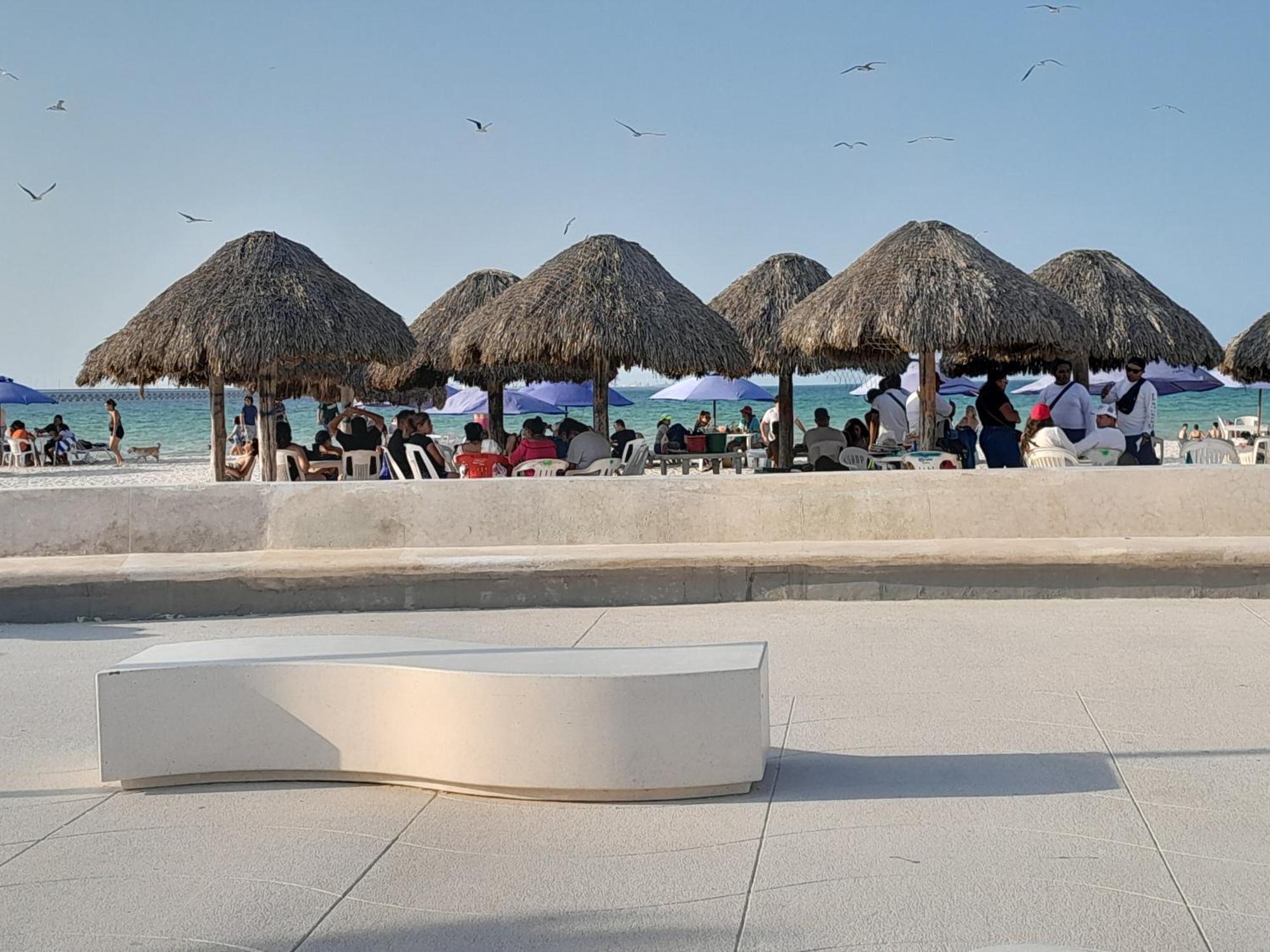 Malecon Beach House In Progreso 1 Block From Beach מראה חיצוני תמונה