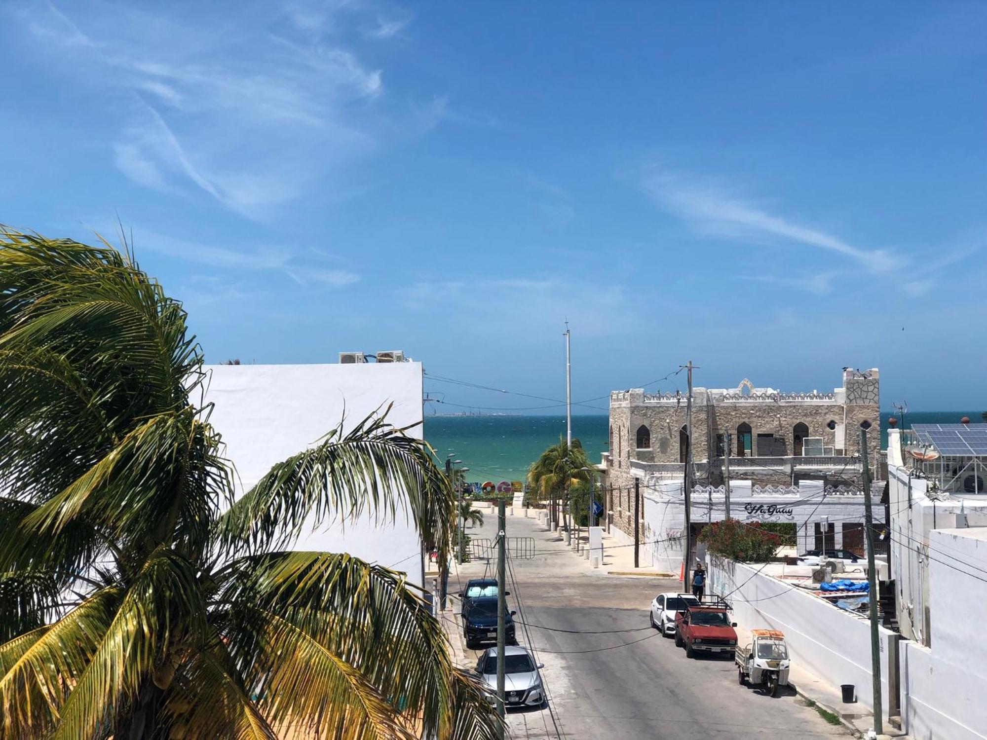 Malecon Beach House In Progreso 1 Block From Beach מראה חיצוני תמונה